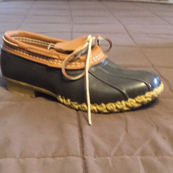 Women’s L.L. Bean Brown Rain/Snow Boots - Picture 3 of 5